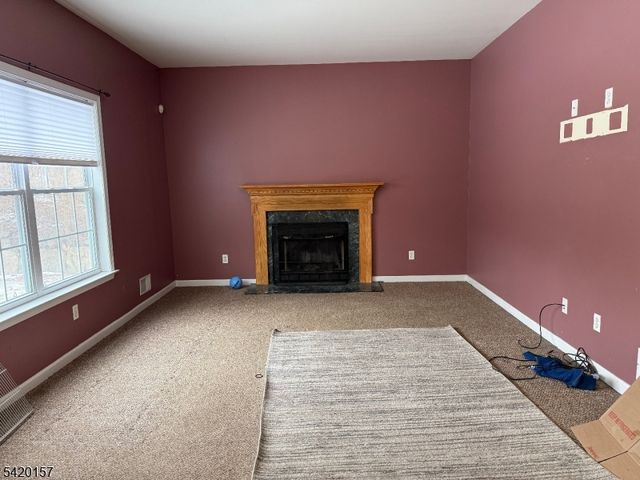 39 Canterbury Ln, Mansfield Twp., NJ 07840