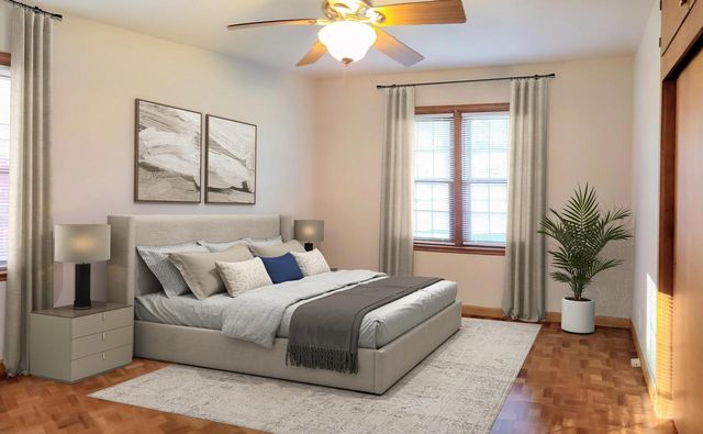 9715 W Wisconsin AVENUE, Wauwatosa, WI 53226