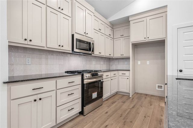 6812 Fir Street, Fort Smith, AR 72916