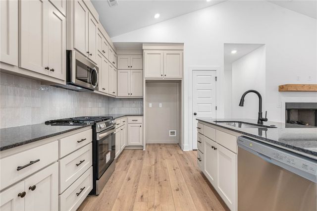 6812 Fir Street, Fort Smith, AR 72916