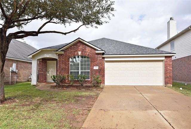 7715 Butler Lakes Court, Rosenberg, TX 77469