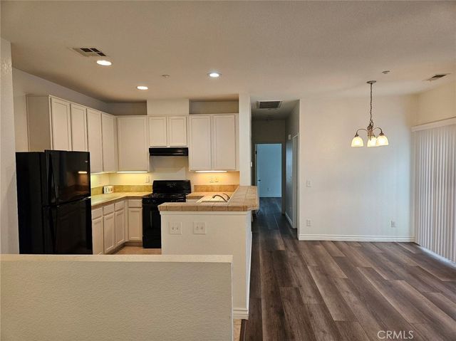 7331 Shelby Place 121, Rancho Cucamonga, CA 91739