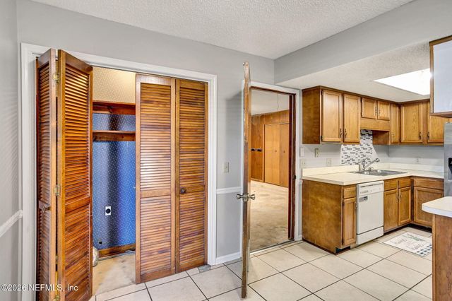 4134 SHETLAND PONY Lane, Jacksonville, FL 32223