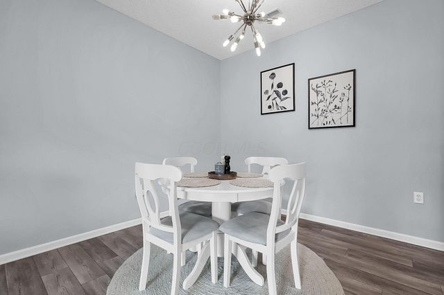 6220 Harbour Pointe, 101, Columbus, OH 43231