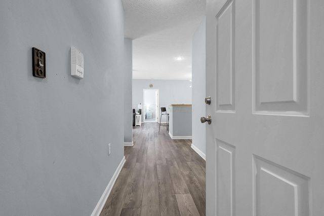 6220 Harbour Pointe, 101, Columbus, OH 43231