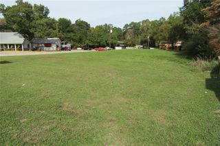 1248 W Church Street, Livingston, TX 77351