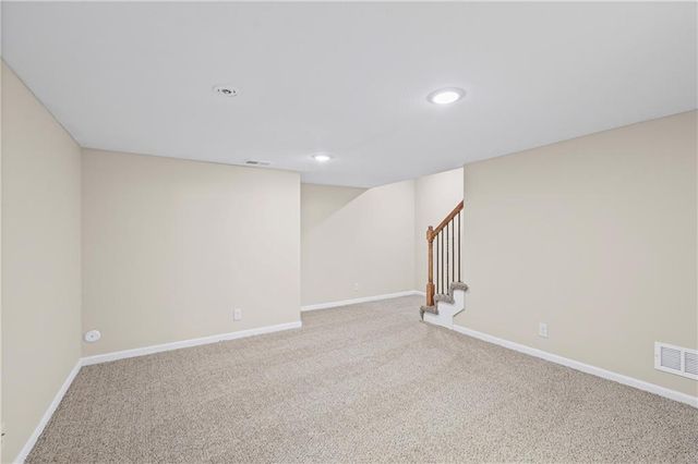 1402 SW 8th Terrace, Oak Grove, MO 64075