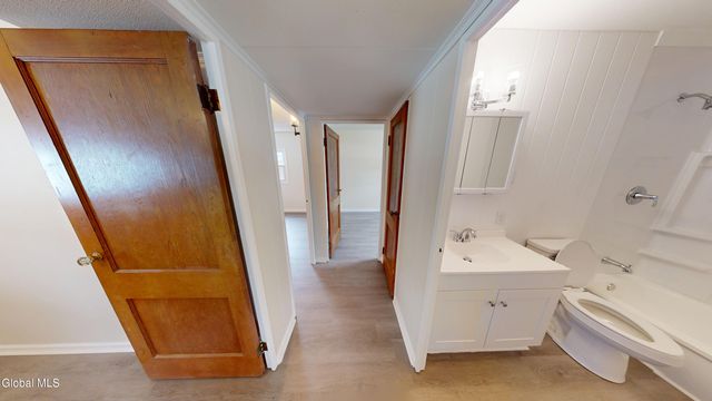 13 Hawley Avenue, Colonie, NY 12205