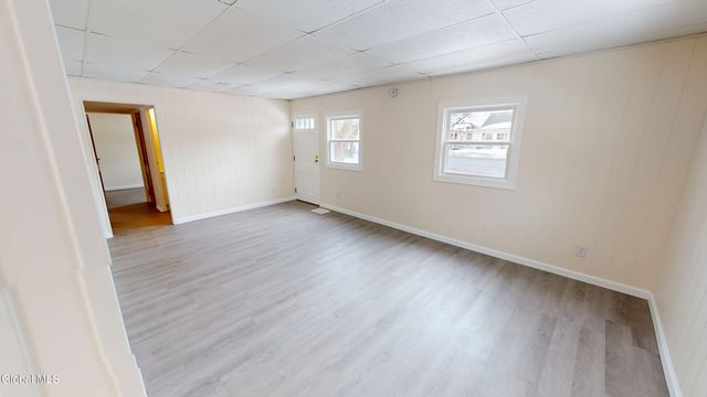 13 Hawley Avenue, Colonie, NY 12205