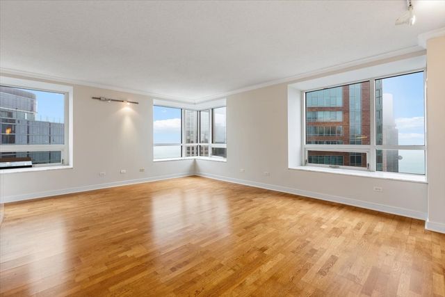 512 N McClurg Court 3904, Chicago, IL 60611