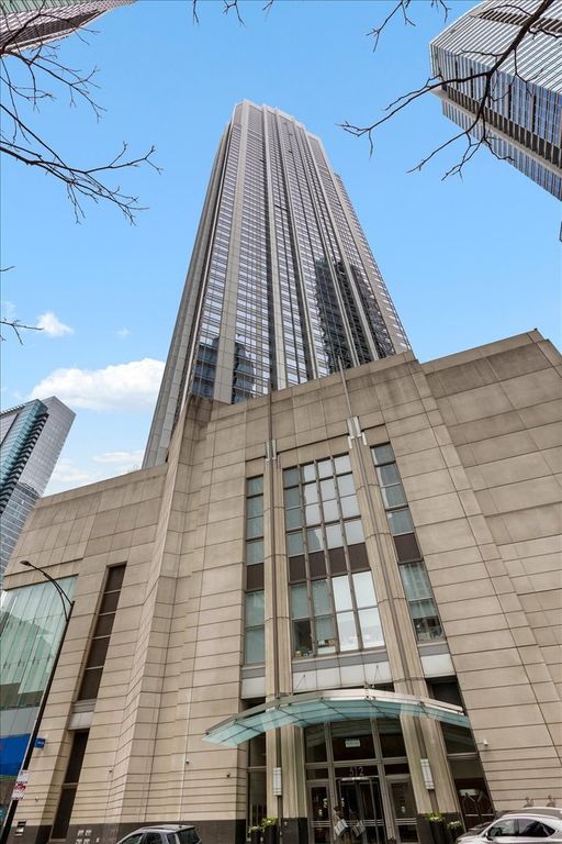 512 N McClurg Court 3904, Chicago, IL 60611