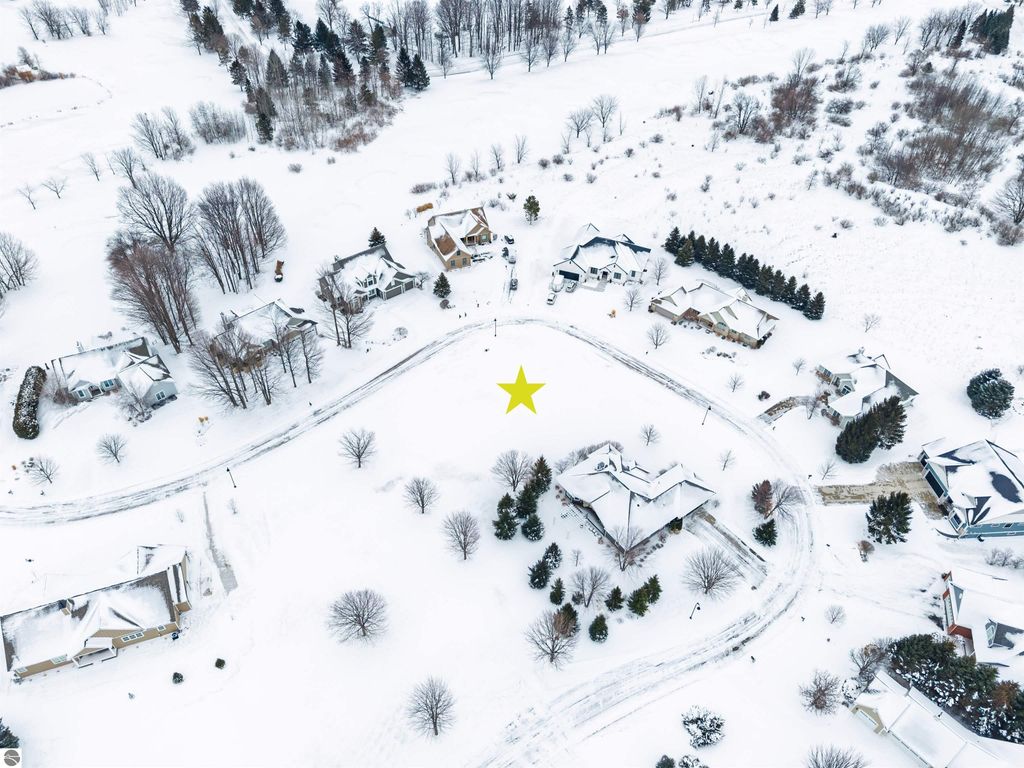 Image 5 of property listing at 4231 Wolverine Drive, Williamsburg, MI 49690