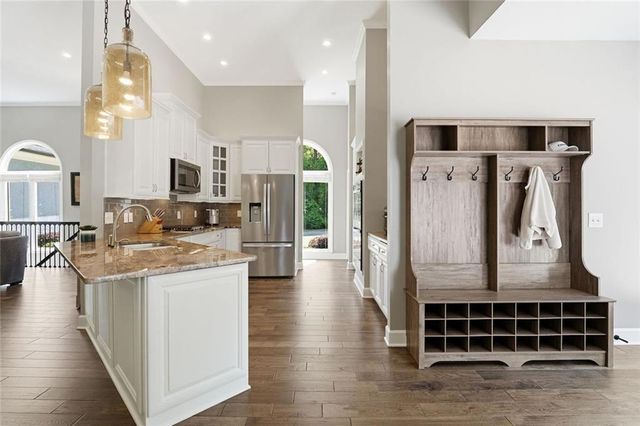 113 Copper Ridge Drive, Woodstock, GA 30188