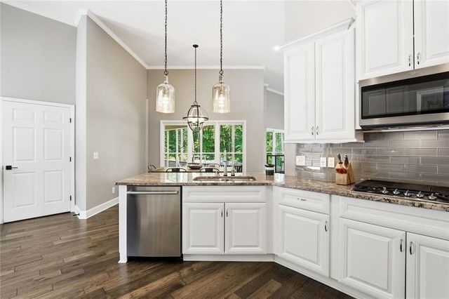 113 Copper Ridge Drive, Woodstock, GA 30188