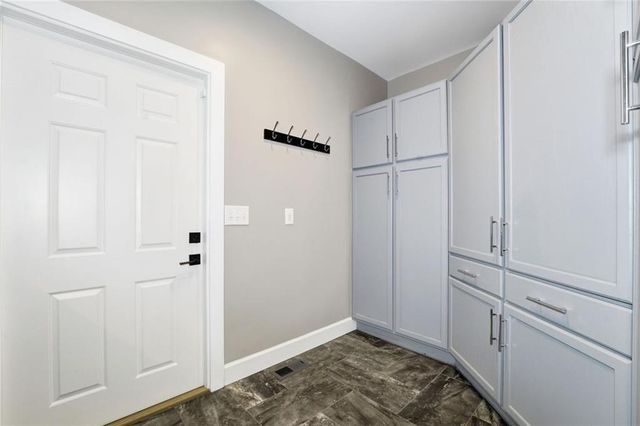 113 Copper Ridge Drive, Woodstock, GA 30188