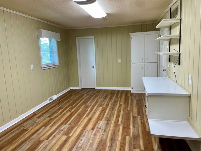 400 Pinecrest Dr., Dothan, AL 36301