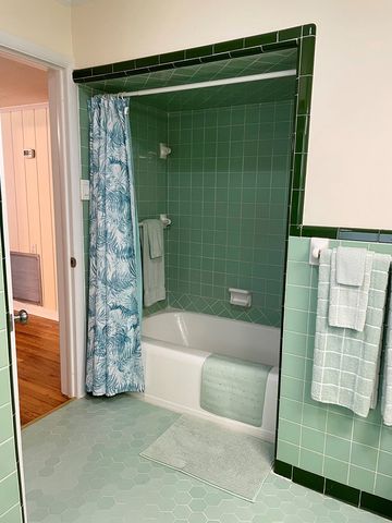 400 Pinecrest Dr., Dothan, AL 36301