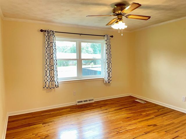 400 Pinecrest Dr., Dothan, AL 36301