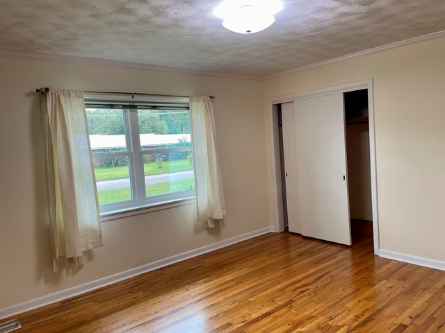 400 Pinecrest Dr., Dothan, AL 36301