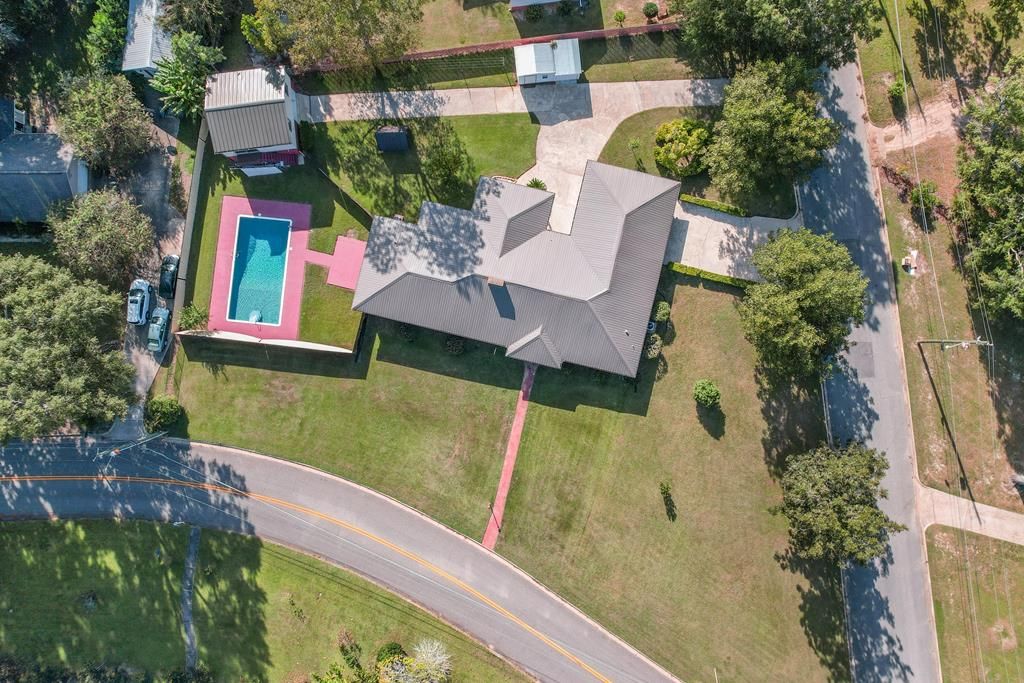 400 Pinecrest Dr., Dothan, AL 36301