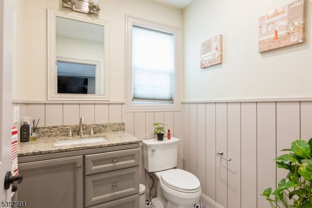 421 Cherry St, Roselle Park Boro, NJ 07204