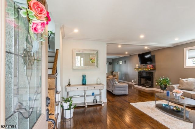 421 Cherry St, Roselle Park Boro, NJ 07204