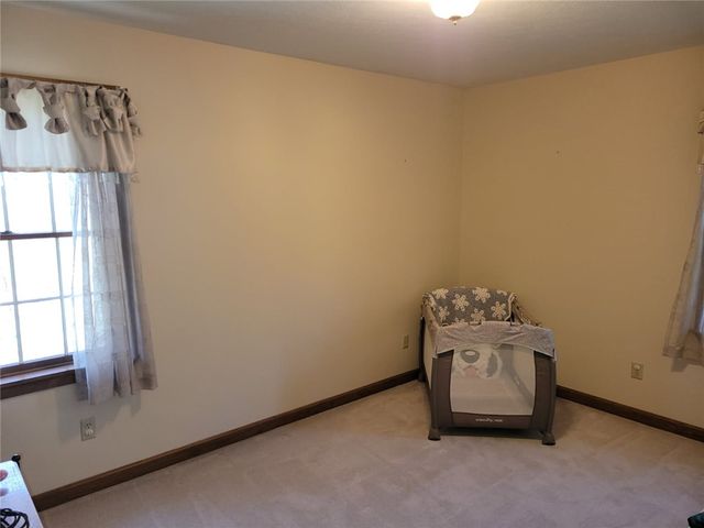 15 Willow Ln, Pine Twp, PA 16127