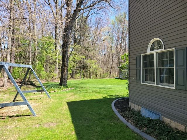 15 Willow Ln, Pine Twp, PA 16127