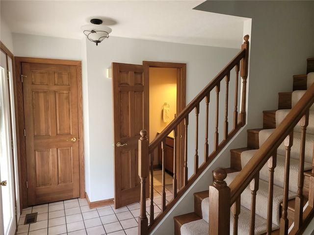 15 Willow Ln, Pine Twp, PA 16127