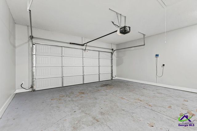 125 N Sky Drive, Warner Robins, GA 31093