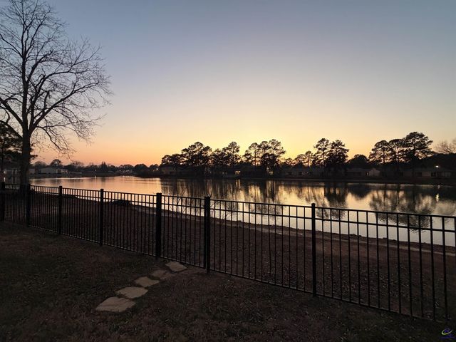 125 N Sky Drive, Warner Robins, GA 31093