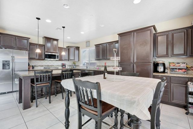 3450 N Jason Avenue, Fresno, CA 93737