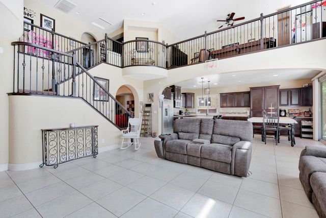 3450 N Jason Avenue, Fresno, CA 93737