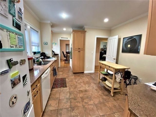 49 Allen Street 49, Arlington, MA 02474