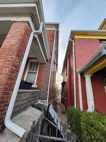 1010 Brooklyn Avenue, Kansas City, MO 64127