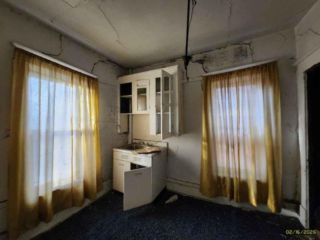 1010 Brooklyn Avenue, Kansas City, MO 64127