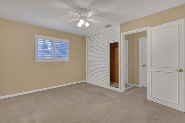 24 Pinetree Circle, Tequesta, FL 33469