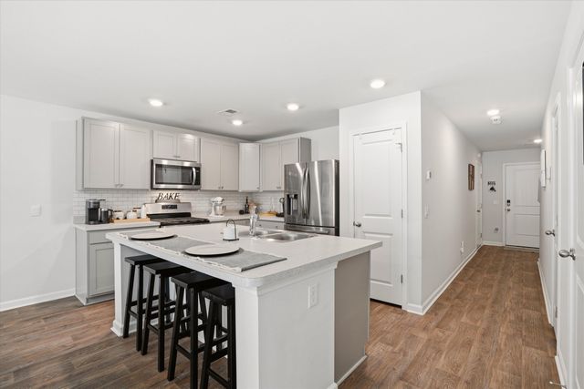 221 Cozy Brook Court, Summerville, SC 29486