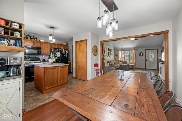 6486 E Orchard Drive, Edinburgh, IN 46124