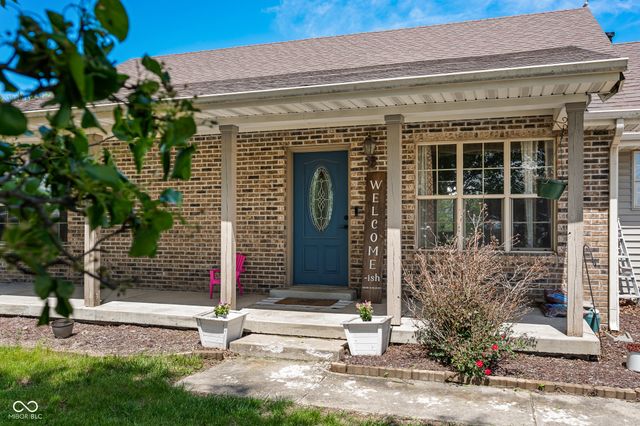 6486 E Orchard Drive, Edinburgh, IN 46124