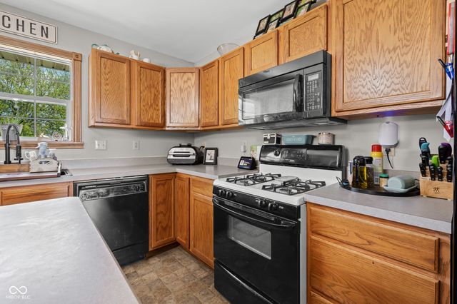 6486 E Orchard Drive, Edinburgh, IN 46124