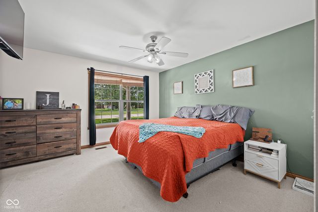 6486 E Orchard Drive, Edinburgh, IN 46124