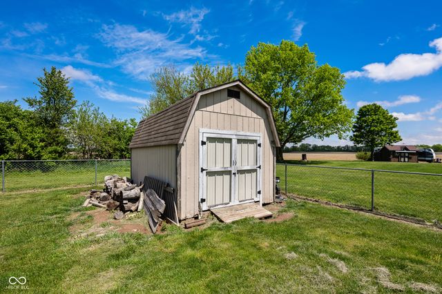 6486 E Orchard Drive, Edinburgh, IN 46124