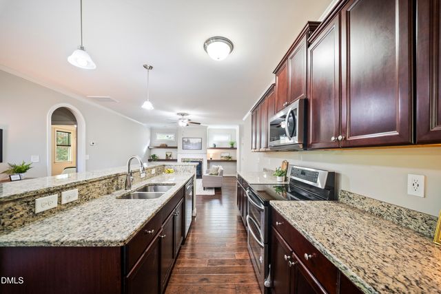 1208 Yellow Wood Drive, Mebane, NC 27302