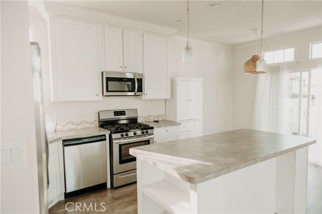 824 W 15th Street 8, Newport Beach, CA 92663