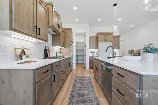 580 W Millstone St, Middleton, ID 83644
