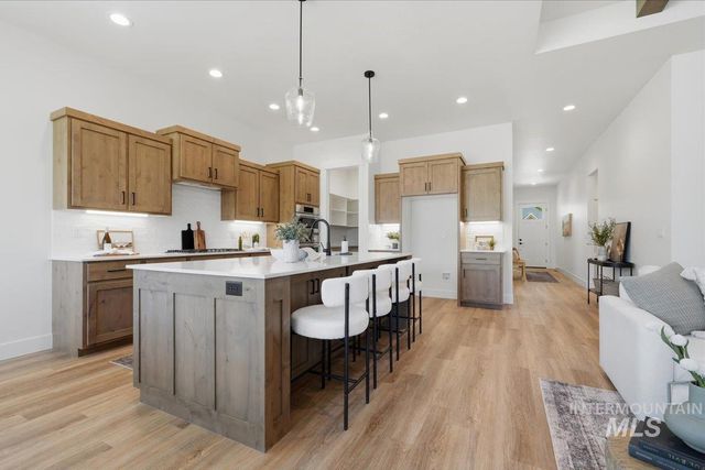 580 W Millstone St, Middleton, ID 83644