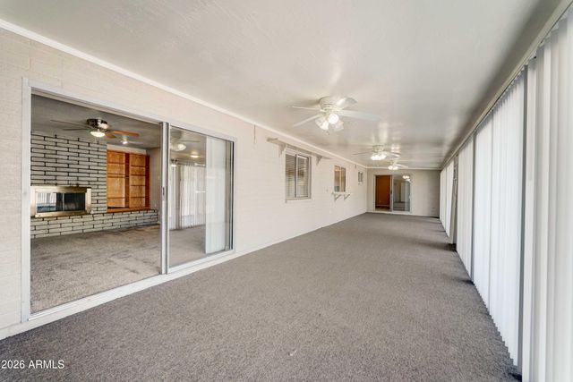 1556 E GLADE Avenue, Mesa, AZ 85204