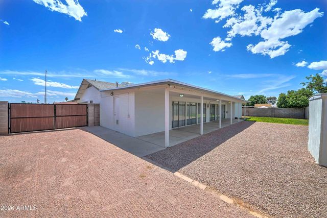 1556 E GLADE Avenue, Mesa, AZ 85204