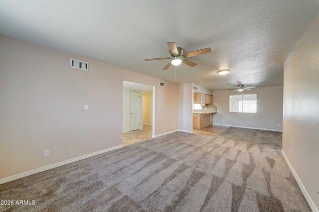 1556 E GLADE Avenue, Mesa, AZ 85204